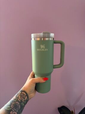 Stanley Quencher H2.0 Flowstate 40oz Tumbler